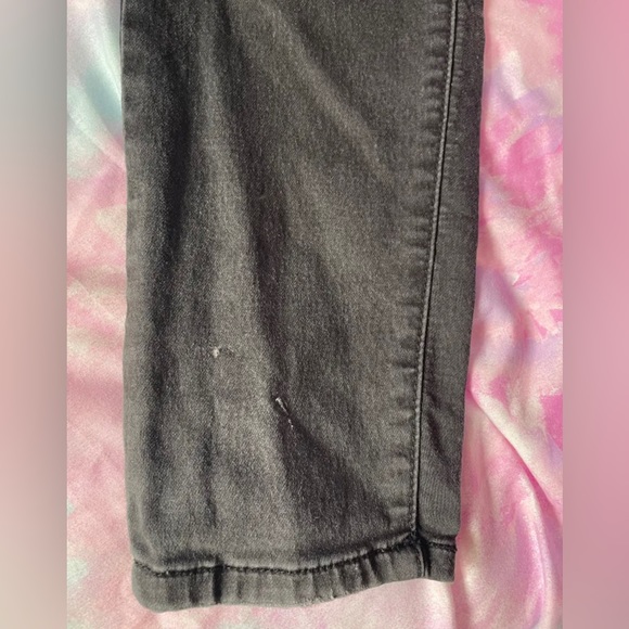 Super comfy Buffalo faux ripped jeggings - Picture 4 of 8